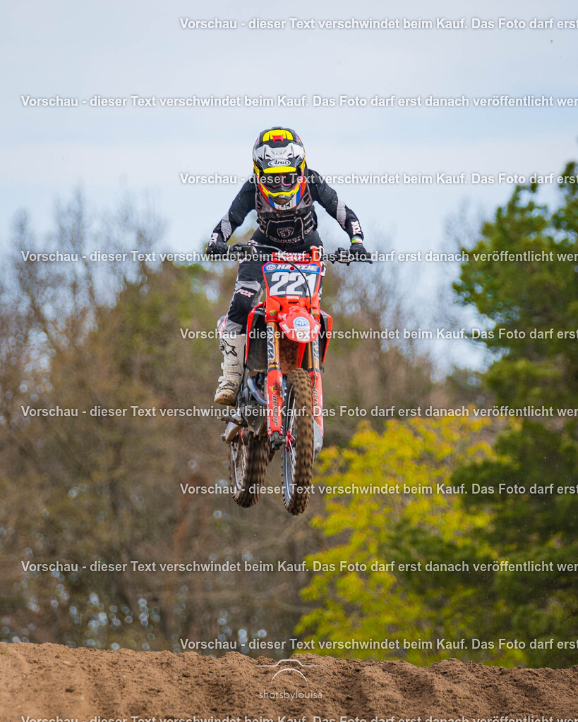 04_13_Bensdorf_Ladies-1433 | Sportfotografin aus Berlin-Brandenburg mit Fokus auf Motocross. Ich halte deine sportliche Leistung und echte Emotionen auf und neben der Strecke professionell fest. Entdecke die Fotos von deinem Rennen und bestelle sie direkt hier im Shop.