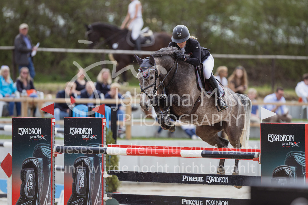230501_SpengeW_Stil-S-419 | Deine schönsten Turniermomente als professionelle Fotos! Entdecke hochwertige Pferdesport-Fotografie im Online-Shop. Jetzt Fotos finden & bestellen!