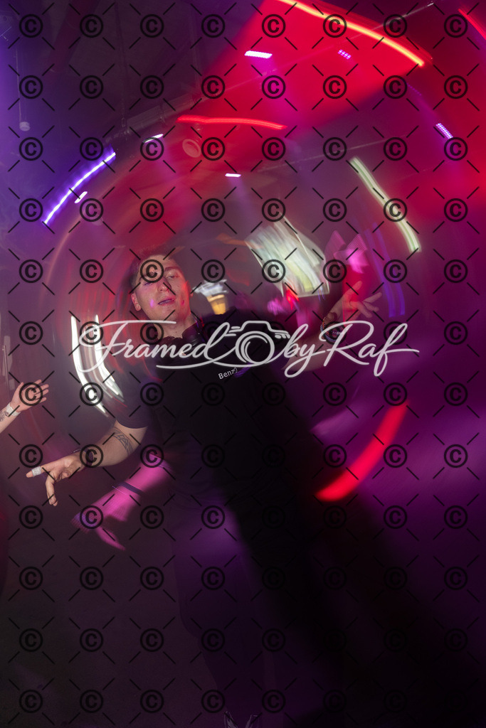 Try_a_little_harder_17.04.2026-27 | Professioneller Online-Store für hochwertige Fotografie: Entdecke einzigartige Bilder aus Street, Events und Lifestyle. Sichere dir exklusive Prints und digitale Downloads in bester Qualität für dein Zuhause oder Projekte. - Realisiert mit Pictrs.com
