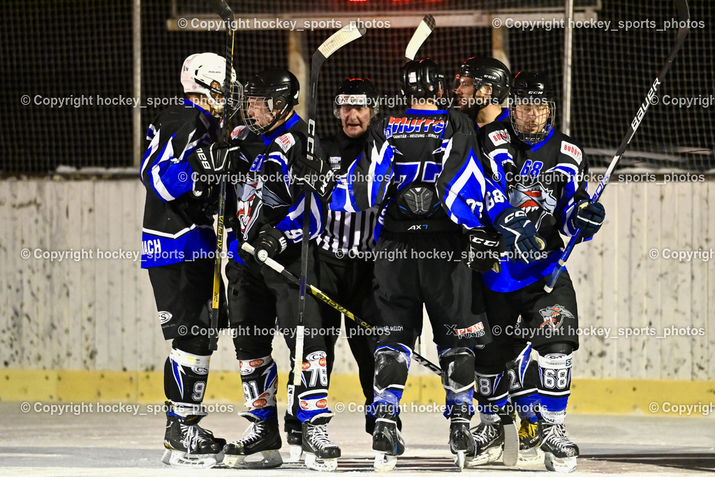 EC Kellerberg vs. ASKÖ Görlach 27.1.2024 | Jubel ASKÖ Görlach Mannschaft