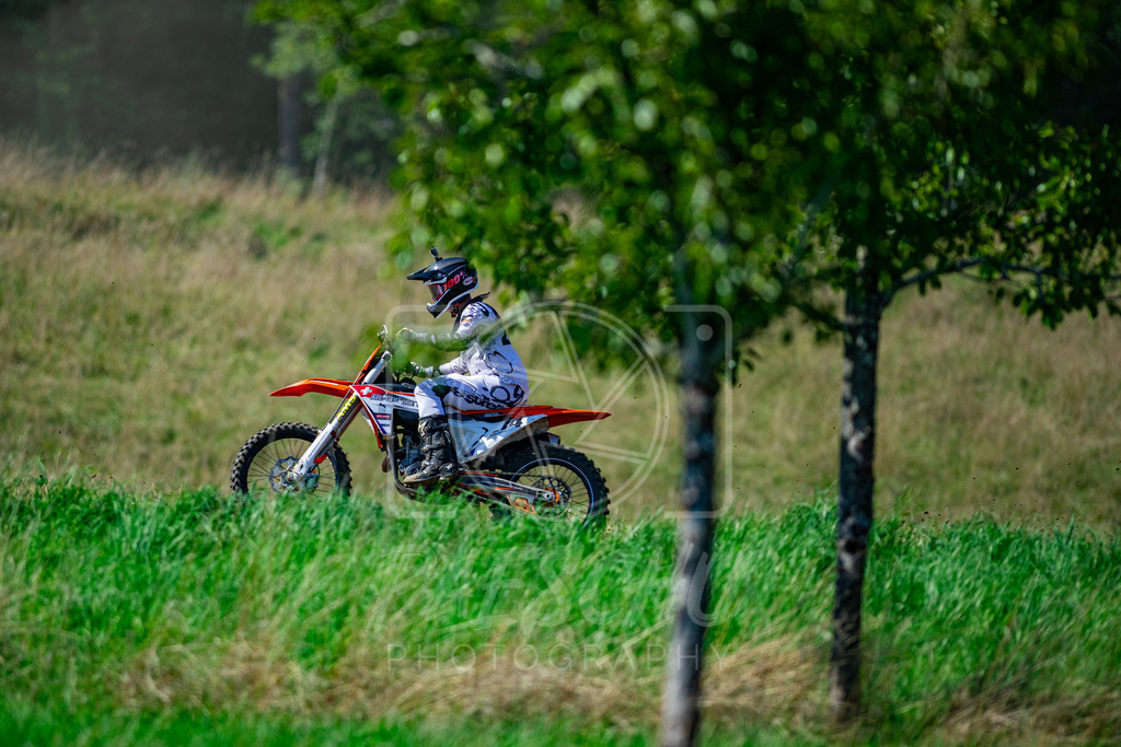 2Ex (227) | Paeschuphoto Shop - Wer nicht sucht der auch nicht findet.Ob Motocrossbilder oder von einem besuchtem Spiel, Hauptsache Action. - Realisiert mit Pictrs.com
