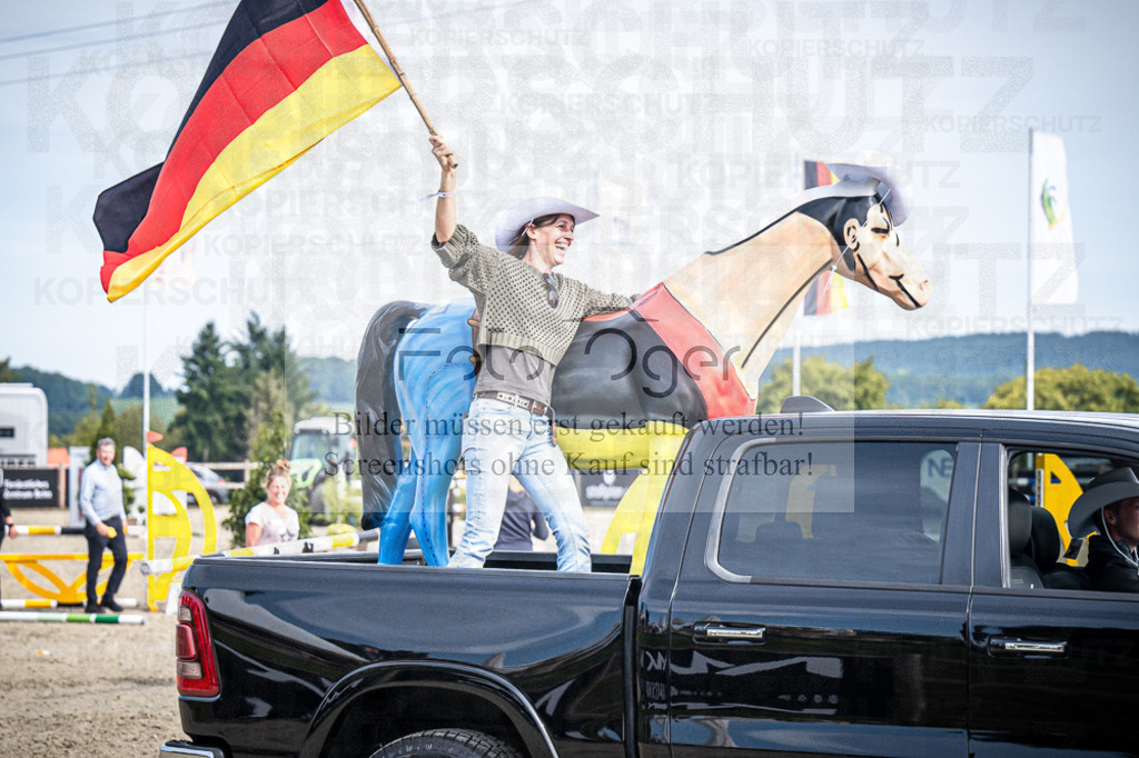 DOS_8190 | Entdecke hochwertige Reitturnierfotos von Foto Oger. Professionell, emotional und authentisch – jetzt Lieblingsmomente im Shop bestellen.Deutschlandweite Turnierfotografie. - Realisiert mit Pictrs.com