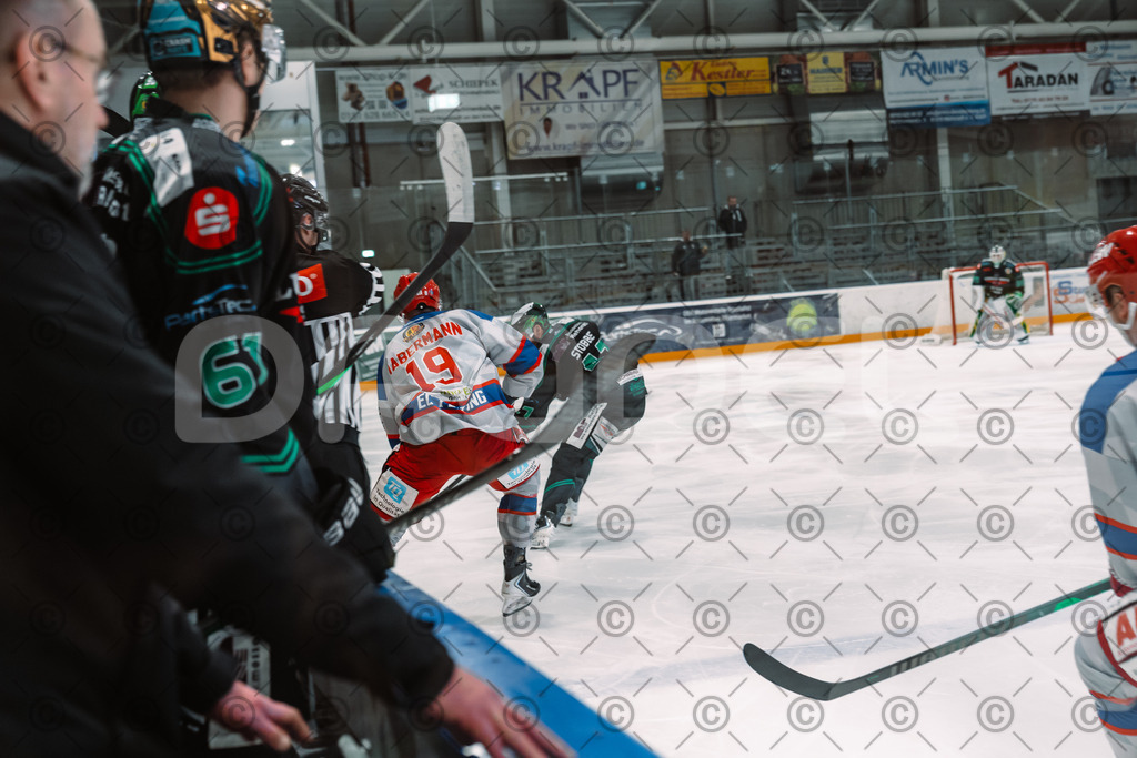 Alligators_vs_Peiting_25_11_2025-27 | Höchstadt Alligators Fotogalerie: Eishockey-Action aus Franken. Professionelle Spielfotos, Portraits & Stadionbilder zum Download. Jetzt entdecken! - Realisiert mit Pictrs.com