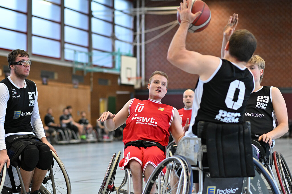 2025-12-14-Ralph_Kunze-6086 | Ralph Kunze - Realisiert mit Pictrs.com