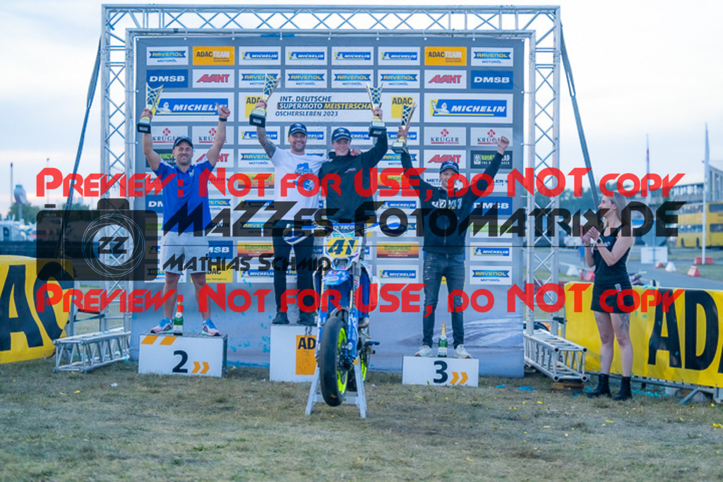 MaZZes_FotoMatrix_231001_1310 | S1