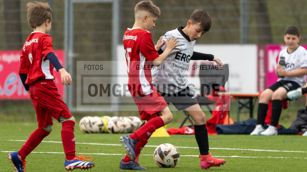 _OMG5332 | www.omgpictures.de, Sportfotograf, Verein, Fotograf, Baden Württemberg, Stuttgart, Heilbronn, omgpictures, Spieltag,  - Realisiert mit Pictrs.com
