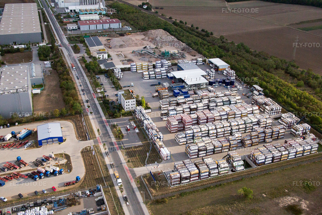 Luftbild: Worms, Industriegebiet Im Langgewan, Spedition Kube & Kubenz in Worms im Bundesland Rheinland-Pfalz in Deutschland. Foto: IMG_084320.jpg vom 02.09.2015 durch Werner Riehm/FLY-FOTO.de