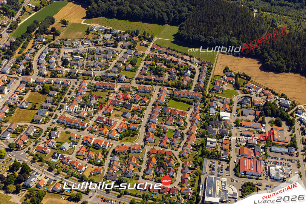 Das Luftbild der Stadt Krumbach wurde 2022 vom Flugzeug heraus erstellt (keine Drohnen-Aufnahmen) Aufnahmehöhe ca.450 Meter- hohe Bildauflösung und Druck-Qualität. Garantiert!