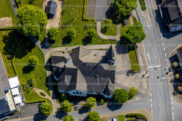 Schmallenberg230505971 | Luftbild, St. Hubertus Kirche, Dorlar, Schmallenberg, Sauerland, Nordrhein-Westfalen, Deutschland