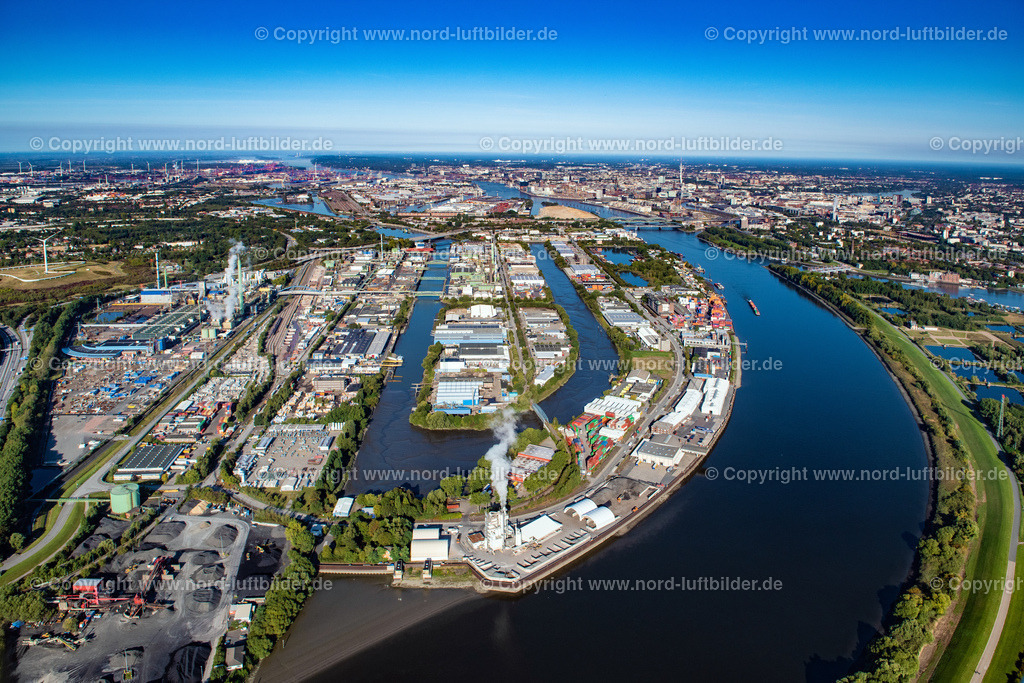 Hamburg_Peute_Gewerbegebiet_ELS_3622220922 | HAMBURG 22.09.2022 Industrie- und Gewerbegebiet an der Peutestraße - Hovestraße - Müggenburger Hauptdeich entlang des Flussverlaufs der Norderelbe im Ortsteil Veddel in Hamburg, Deutschland. // Industrial and commercial area on Peutestrasse - Hovestrasse - Mueggenburger Hauptdeich in the district Veddel in Hamburg, Germany. Foto: Martin Elsen