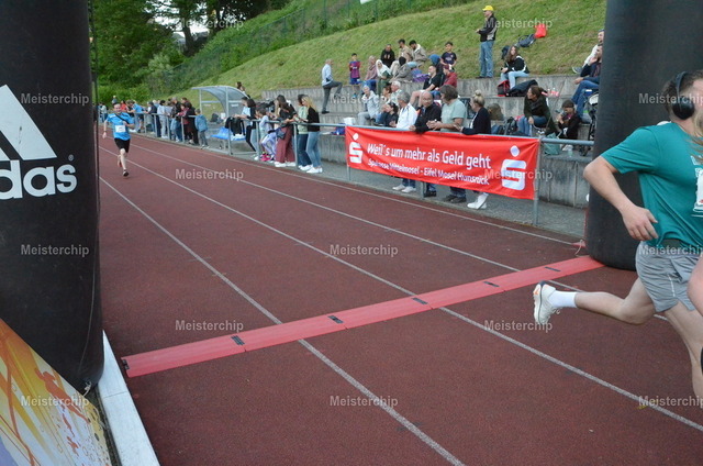 19-32-29_ | Meisterchip Fotoshop - Realisiert mit Pictrs.com