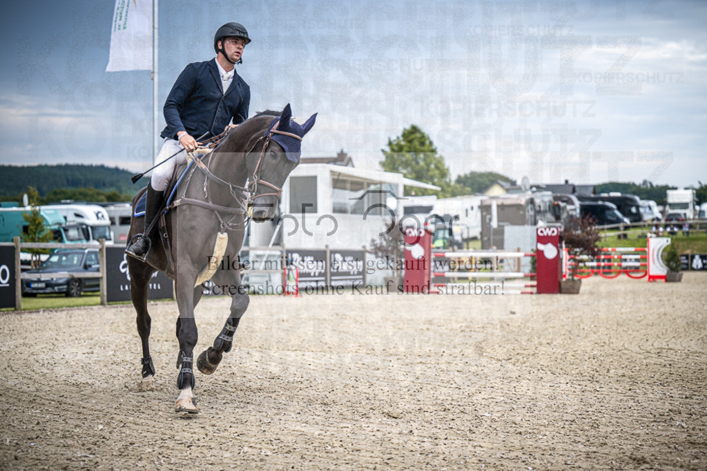 DOS_5421 | Entdecke hochwertige Reitturnierfotos von Foto Oger. Professionell, emotional und authentisch – jetzt Lieblingsmomente im Shop bestellen.Deutschlandweite Turnierfotografie. - Realisiert mit Pictrs.com