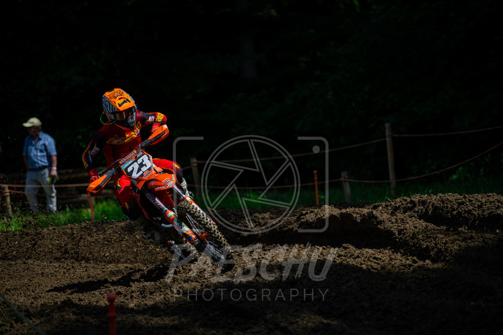 MX 2 (419) | Paeschuphoto Shop - Wer nicht sucht der auch nicht findet.Ob Motocrossbilder oder von einem besuchtem Spiel, Hauptsache Action. - Realisiert mit Pictrs.com