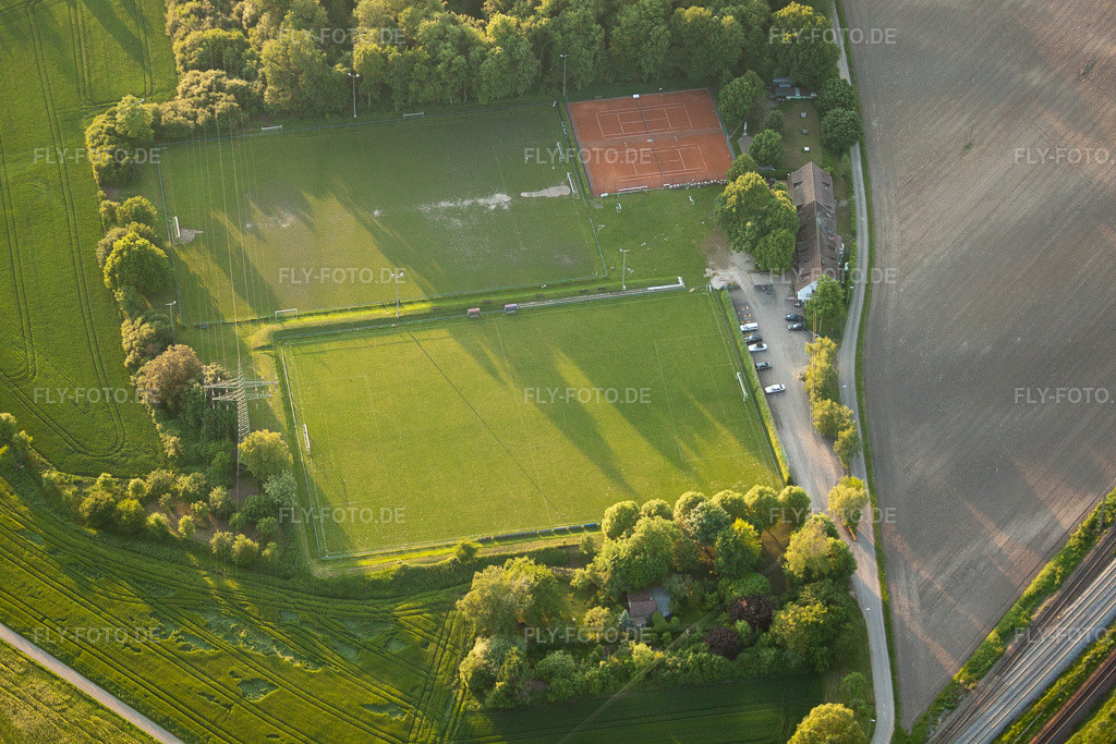 Luftbild: Allemannia DFK FG eV im Ortsteil Rüppurr in Karlsruhe im Bundesland Baden-Württemberg in Deutschland. Foto: IMG_27644.jpg vom 23.05.2010 durch Werner Riehm/FLY-FOTO.de