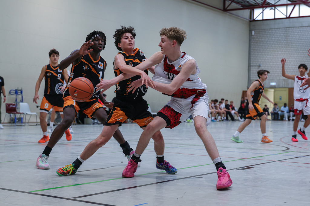JBBL BAYER GIANTS vs Young Lions Wuppertal-123 | Fotos von Basketballspielen aus dem Raum NRW fotografiert von Gero Mueller-Laschet und Daniel Schaefer - Realisiert mit Pictrs.com