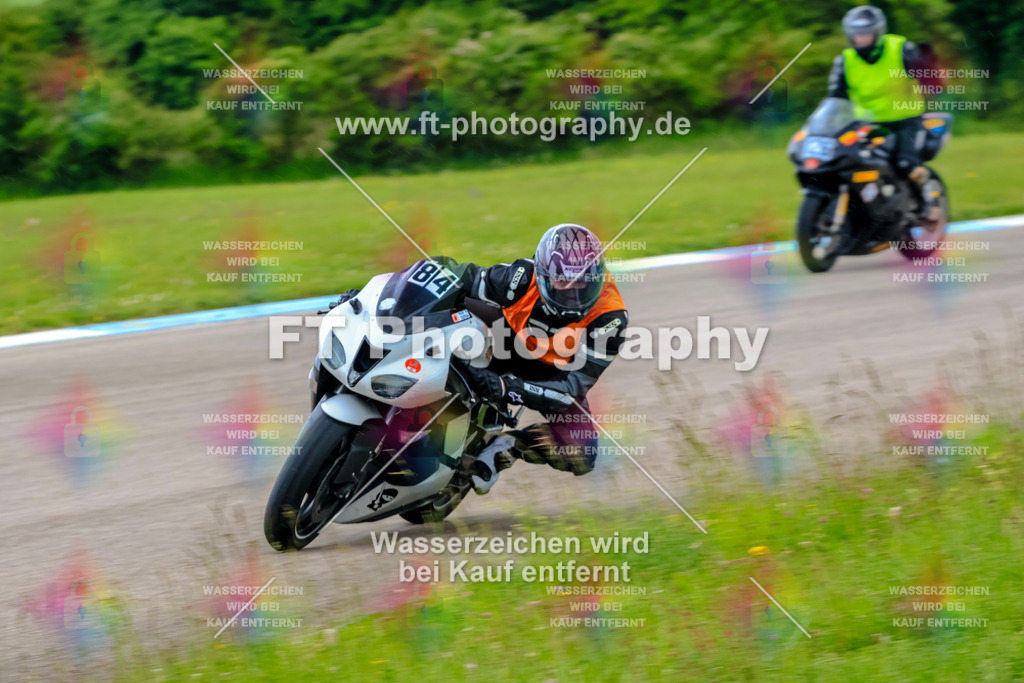 MotoTeam-3216 | Hier findet Ihr Bilder von Touristenfahrten auf der Nürburgring Nordschleife oder von anderen Veranstaltungen die ich besucht habe. Viel Spass beim Durch Schauen 