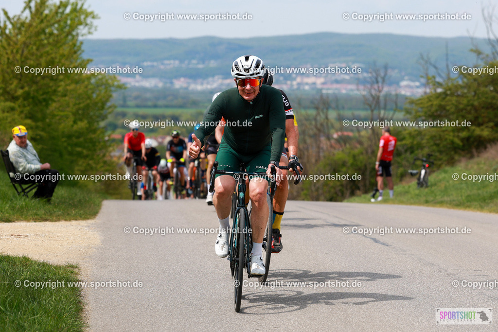 126_AR6_1063 | Neusiedlersee Radmarathon 2026@sportshot_your_pictrs #yourpictures#roadtowm2029 #nrm #neusiedlerseeradmarathon #neusiedlersee #neusiedlerseetourismus #burgenland #mörbisch #nrm26 #burgenlandtourismus #voglundco #poweredbyburgenlandtourismus #radsport #rad #marathon #ucigranfondo #visitburgenland #ucigranfondoworldseries
