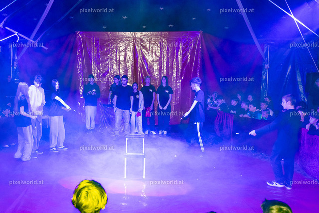 Zirkusvorstellung der MS Feldkirchen Digital | Bildershop von pixelworld.at - Realisiert mit Pictrs.com
