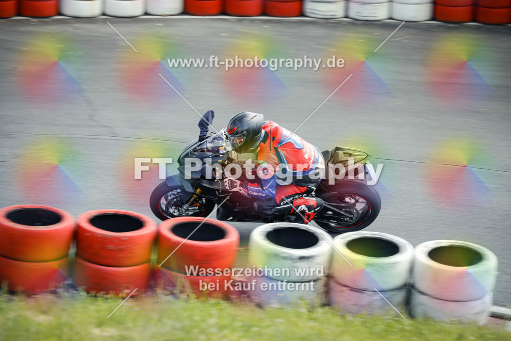 OBK_Mai_Justin_Uwe-10711 | Hier findet Ihr Bilder von Touristenfahrten auf der Nürburgring Nordschleife oder von anderen Veranstaltungen die ich besucht habe. Viel Spass beim Durch Schauen 
