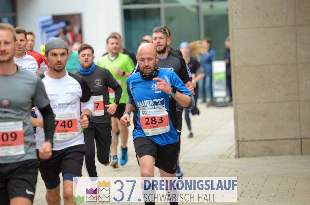 VR Bank Hauptlauf 10000m | 3 Koenigslauf 2023 - Realisiert mit Pictrs.com