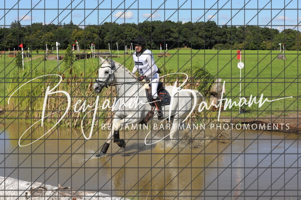 AZ2A0398 | Benjamin Bartmann Photomoments