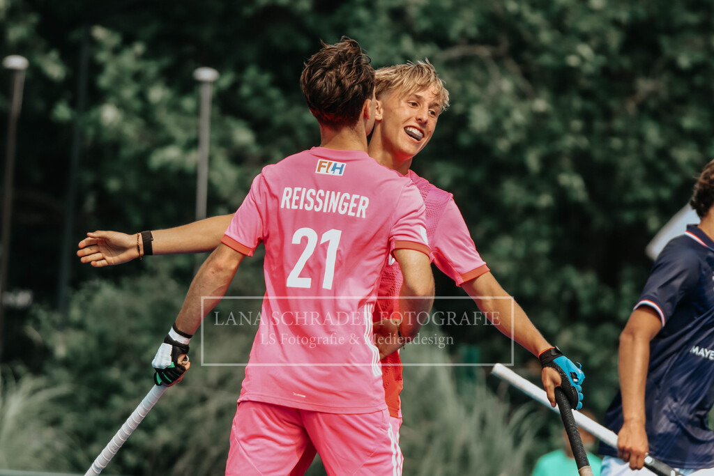 EM_MU18_F_GER-FRA_Lille_bearbeitet (122 von 433) | lanaschraderfotografie - Realisiert mit Pictrs.com