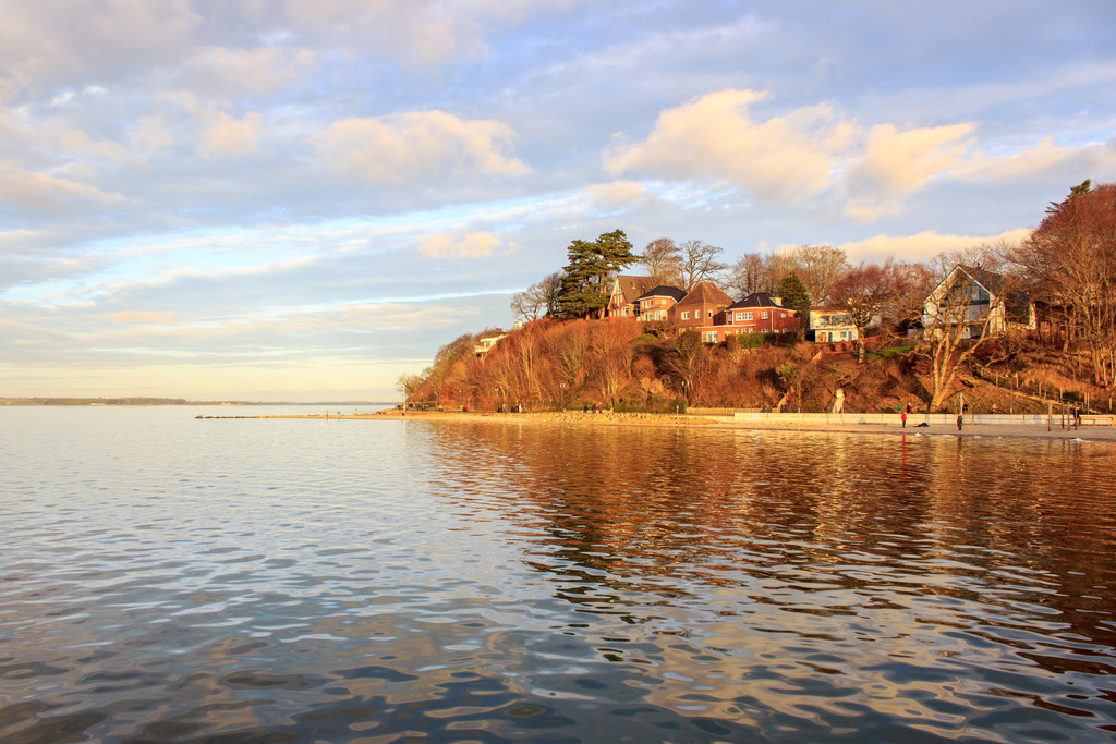 Strand in Glücksburg | Strand in Glücksburg in der Abendsonne - Realisiert mit Pictrs.com