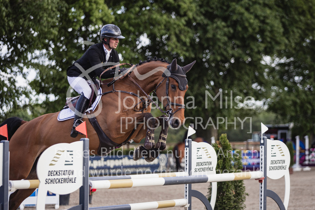 250506_Mühlen_SprPf-M-503 | Deine schönsten Turniermomente als professionelle Fotos! Entdecke hochwertige Pferdesport-Fotografie im Online-Shop. Jetzt Fotos finden & bestellen!