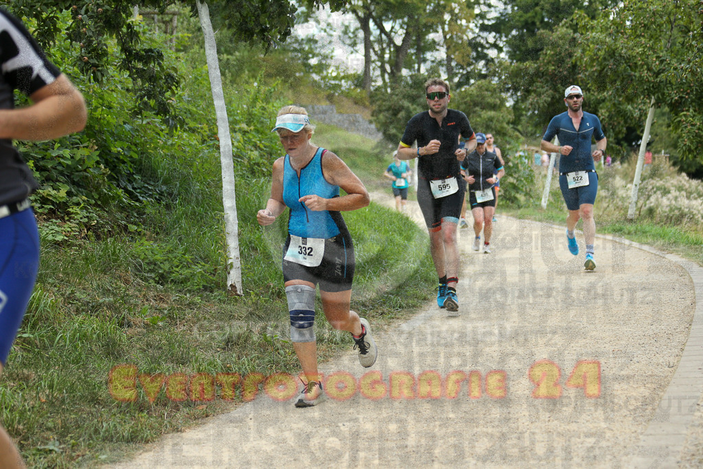 250824_1403_EX1_4802 | Sportfotografie im Rhein-Sieg Kreis, Köln, Bonn, NRW, Rheinland Pfalz, Hessen, etc. Unser Tätigkeitsfeld umfasst den Laufsport vom Volkslauf über den Marathon, Duathlon, Triathon bis zum Ultralauf wie Kölnpfad Ultra oder Schindertrail.