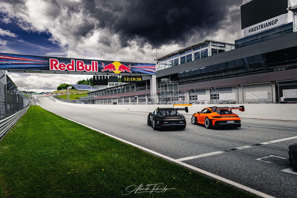 Red Bull Ring 2025 | Entdecken Sie die faszinierende Welt von Alexander Tschuncky Arts: Kreative Fotografie, atemberaubende Automobilkunst und hochwertiger Bilderdruck. Lassen Sie sich inspirieren! - Realisiert mit Pictrs.com
