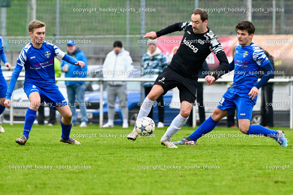 MSC Magdalen vs. SV Wernberg | #8 Christian Ulbing SV Wernberg, #18 Daniel Brandauer MSC Magdalen, #69 Valentino Fernando Corti SV Wernberg, MSC Magdalen vs. SV Wernberg, MSC Magdalen vs. SV Wernberg am 10.11.2024 in Magdalen (Sportplatz Magdalen), Austria, (Photo by Bernd Stefan)