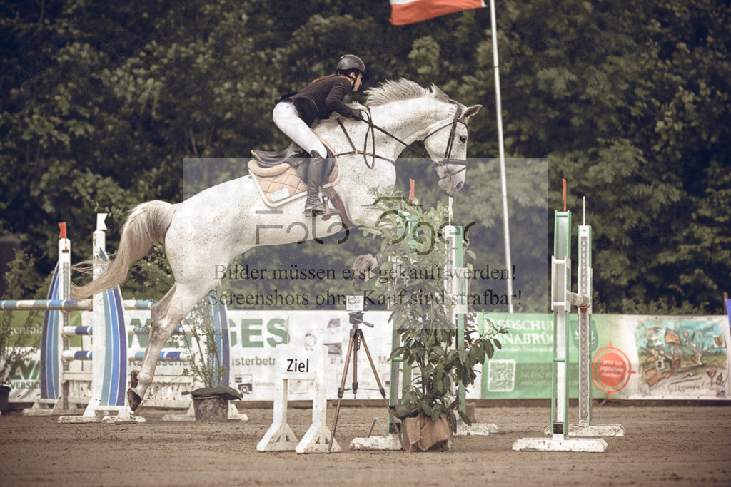 20240531-DOS_7435 | Entdecke hochwertige Reitturnierfotos von Foto Oger. Professionell, emotional und authentisch – jetzt Lieblingsmomente im Shop bestellen.Deutschlandweite Turnierfotografie. - Realisiert mit Pictrs.com