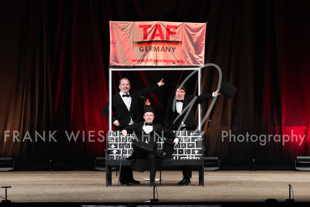 FW702275 | FRANK WIESEHAHN MEDIA - Realisiert mit Pictrs.com