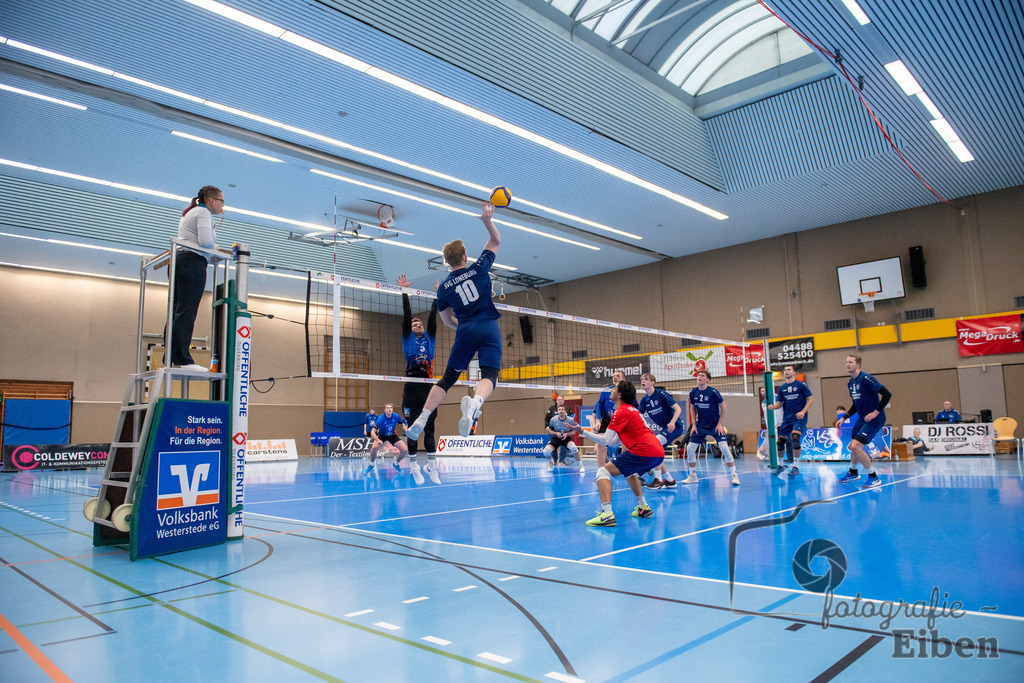VSG Ammerland-VSG Lüneburg 2 | Volleyball Regionalliga; VSG Ammerland-VSG Lüneburg 2 am 04.02.2024; in Westerstede (Sporthalle Norderstraße), Photo: Philip Eiben 2024 - Realisiert mit Pictrs.com