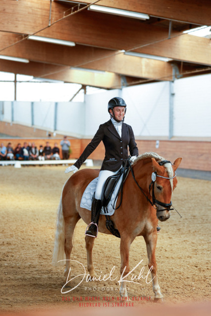 _62_7132 | Turniersportfotografie; Pferdefotografie; Dressurfotografie