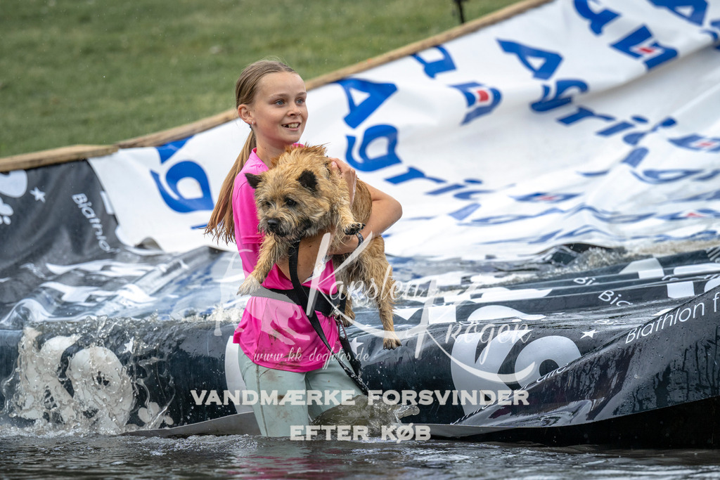 1530_ZZ95224 | kk-dogfotos