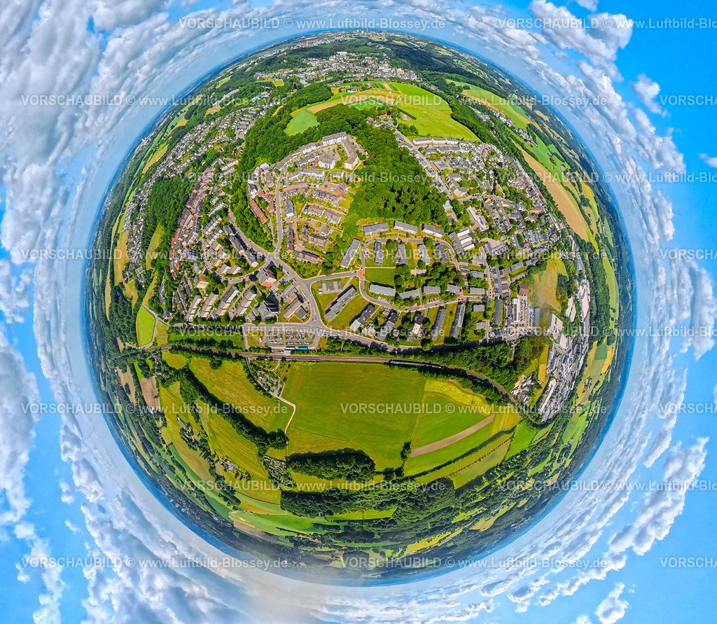 Velbert250690022Neviges | Wohngebiet Ortsansicht Neviges, Am Rosenhügel, Erdkugel, Fisheye Aufnahme, Fischaugen Aufnahme, 360 Grad Aufnahme, tiny world, little planet, fisheye Bild, Neviges, Velbert, Ruhrgebiet, Nordrhein-Westfalen, Deutschland