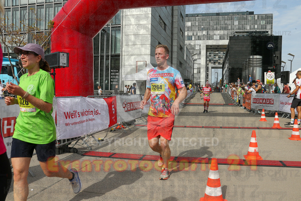 250920_1329_EX1_4981 | Sportfotografie im Rhein-Sieg Kreis, Köln, Bonn, NRW, Rheinland Pfalz, Hessen, etc. Unser Tätigkeitsfeld umfasst den Laufsport vom Volkslauf über den Marathon, Duathlon, Triathon bis zum Ultralauf wie Kölnpfad Ultra oder Schindertrail.