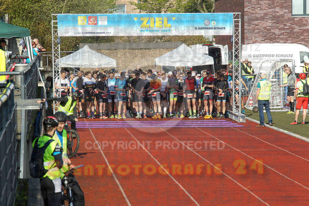 230423_0959_EV3_2205 | Sportfotografie im Rhein-Sieg Kreis, Köln, Bonn, NRW, Rheinland Pfalz, Hessen, etc. Unser Tätigkeitsfeld umfasst den Laufsport vom Volkslauf über den Marathon, Duathlon, Triathon bis zum Ultralauf wie Kölnpfad Ultra oder Schindertrail.