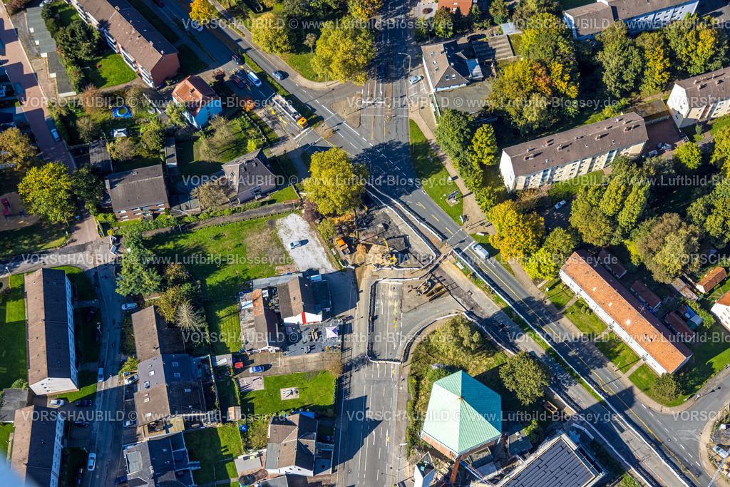 Hamm241007787 | Luftbild, entwidmete evang. Apostelkirche, Straßenbauarbeiten Dortmunder Straße Ecke Lange Straße, Stadtbezirk Herringen, Hamm, Ruhrgebiet, Nordrhein-Westfalen, Deutschland