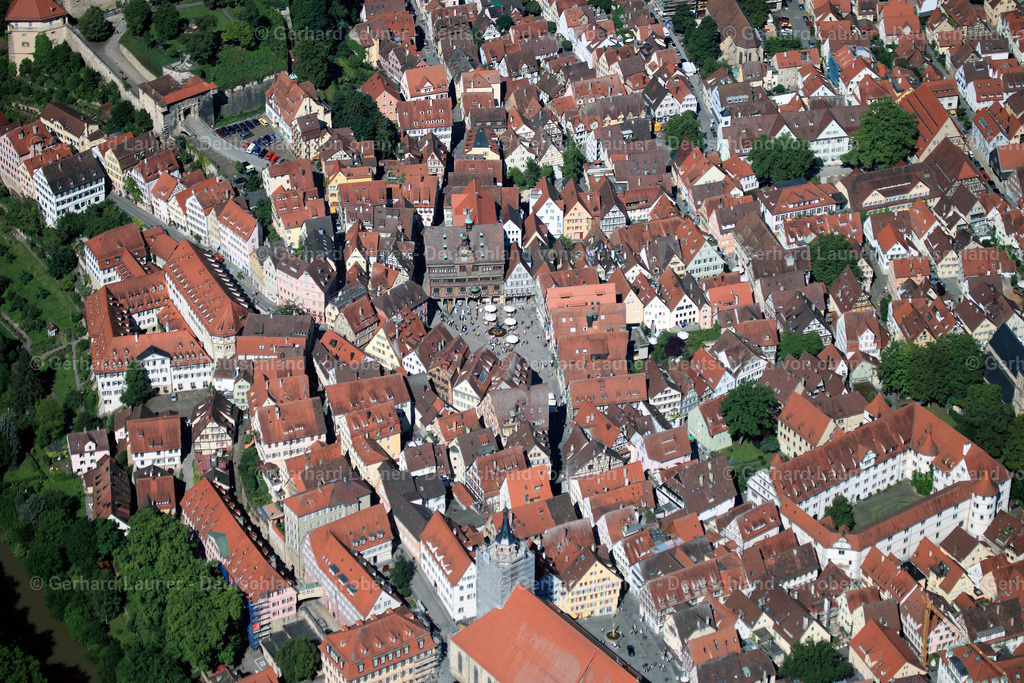 3082071 | Altstadtbereich um den Marktplatz von Tübingen