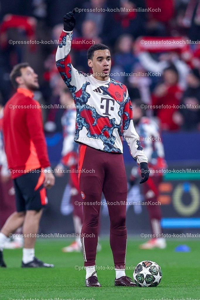 UCL11032502178 | 11.03.2025, Fußball, UEFA Champions League, Bayer 04 Leverkusen - FC Bayern München, Achtelfinale Rückspiel, BayArena, Saison 2024 2025: Jamal Musiala (FC Bayern #42)DFB regulations prohibit any use of photographs as image sequences and or quasi-video.