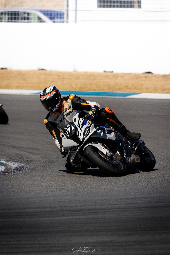 Ducati Trackday Hockenheimring 2026 | Entdecken Sie die faszinierende Welt von Alexander Tschuncky Arts: Kreative Fotografie, atemberaubende Automobilkunst und hochwertiger Bilderdruck. Lassen Sie sich inspirieren! - Realisiert mit Pictrs.com
