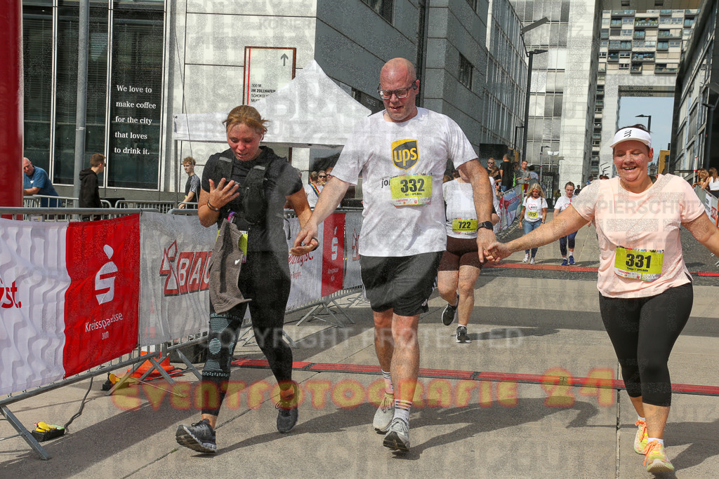 250920_1345_EX1_6503 | Sportfotografie im Rhein-Sieg Kreis, Köln, Bonn, NRW, Rheinland Pfalz, Hessen, etc. Unser Tätigkeitsfeld umfasst den Laufsport vom Volkslauf über den Marathon, Duathlon, Triathon bis zum Ultralauf wie Kölnpfad Ultra oder Schindertrail.