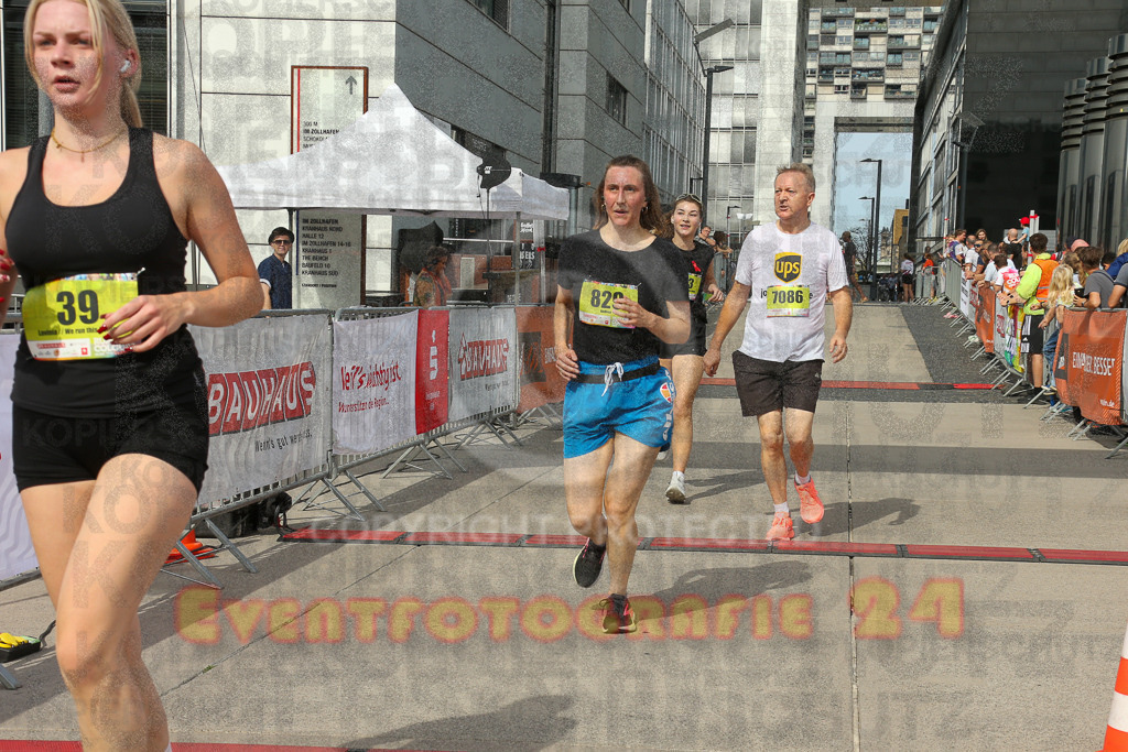 250920_1333_EX1_5495 | Sportfotografie im Rhein-Sieg Kreis, Köln, Bonn, NRW, Rheinland Pfalz, Hessen, etc. Unser Tätigkeitsfeld umfasst den Laufsport vom Volkslauf über den Marathon, Duathlon, Triathon bis zum Ultralauf wie Kölnpfad Ultra oder Schindertrail.