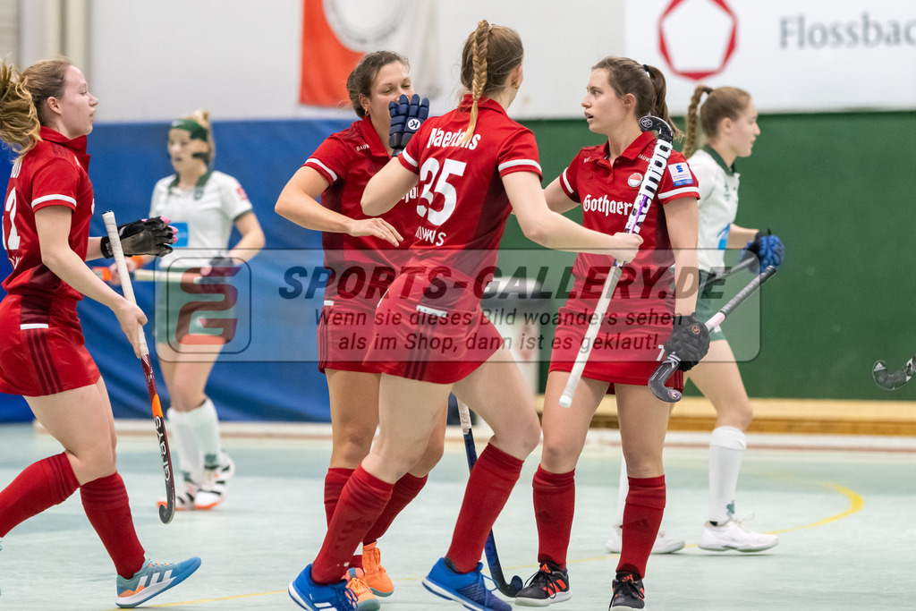 SFE_20230114_0077 | 1. Bundesliga Hockey Damen Rot-Weiss Köln - Uhlenhorst Mülheim am 14.01.2023 in Köln (KTHC Stadion Rot-Weiss Köln Tennis and Hockey Club), Photo: Stephan Fehrmann 2022 (Sports-Gallery),Pia Maertens ( Rot-Weiss Köln #35 )