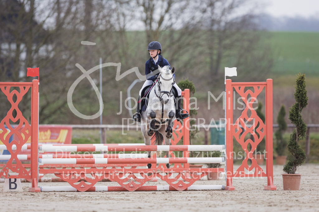 230408_Frühlingsfest_SpringreiterWB-104 | Deine schönsten Turniermomente als professionelle Fotos! Entdecke hochwertige Pferdesport-Fotografie im Online-Shop. Jetzt Fotos finden & bestellen!