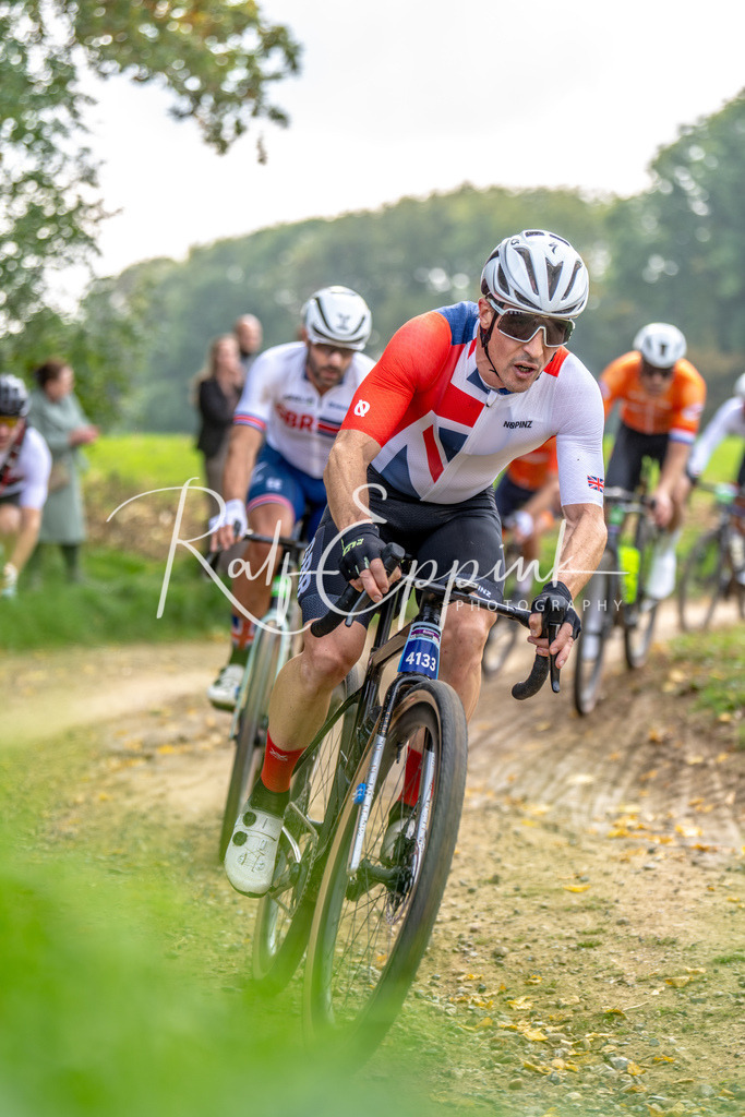 Ralf Eppink Photography 20251012_DSC03544 | Sportfotografie, Eventfotografie, Porträtfotografie, Radsport Fotograf, Triathlon Fotograf, Düsseldorf Fotograf, Köln Fotograf, Actionfotografie, Teamfotografie, Peoplefotografie, Business Portraits, Veranstaltungsfotografie, Reportagefotografie - Realisiert mit Pictrs.com