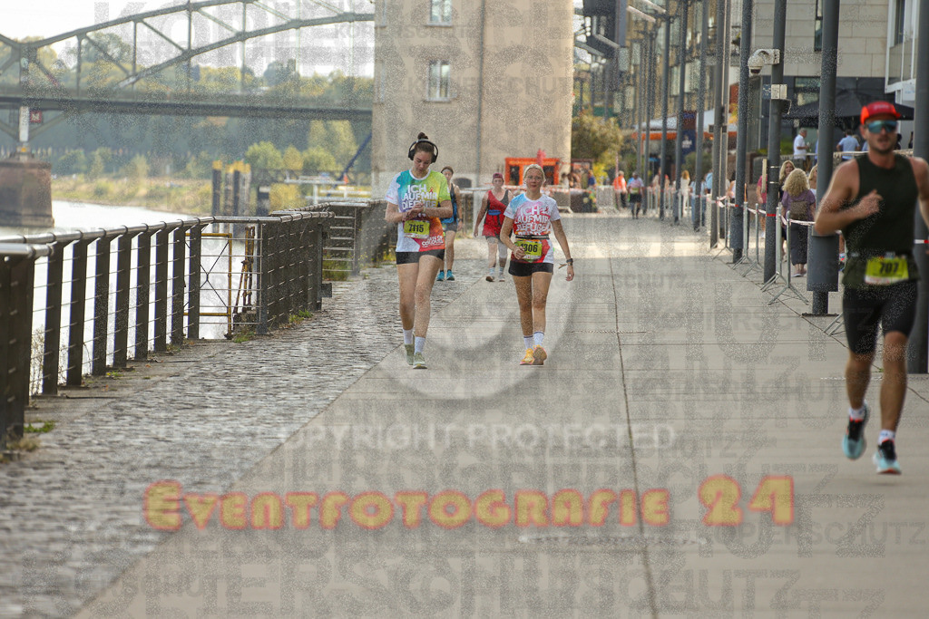 250920_1500_EX1_8361 | Sportfotografie im Rhein-Sieg Kreis, Köln, Bonn, NRW, Rheinland Pfalz, Hessen, etc. Unser Tätigkeitsfeld umfasst den Laufsport vom Volkslauf über den Marathon, Duathlon, Triathon bis zum Ultralauf wie Kölnpfad Ultra oder Schindertrail.