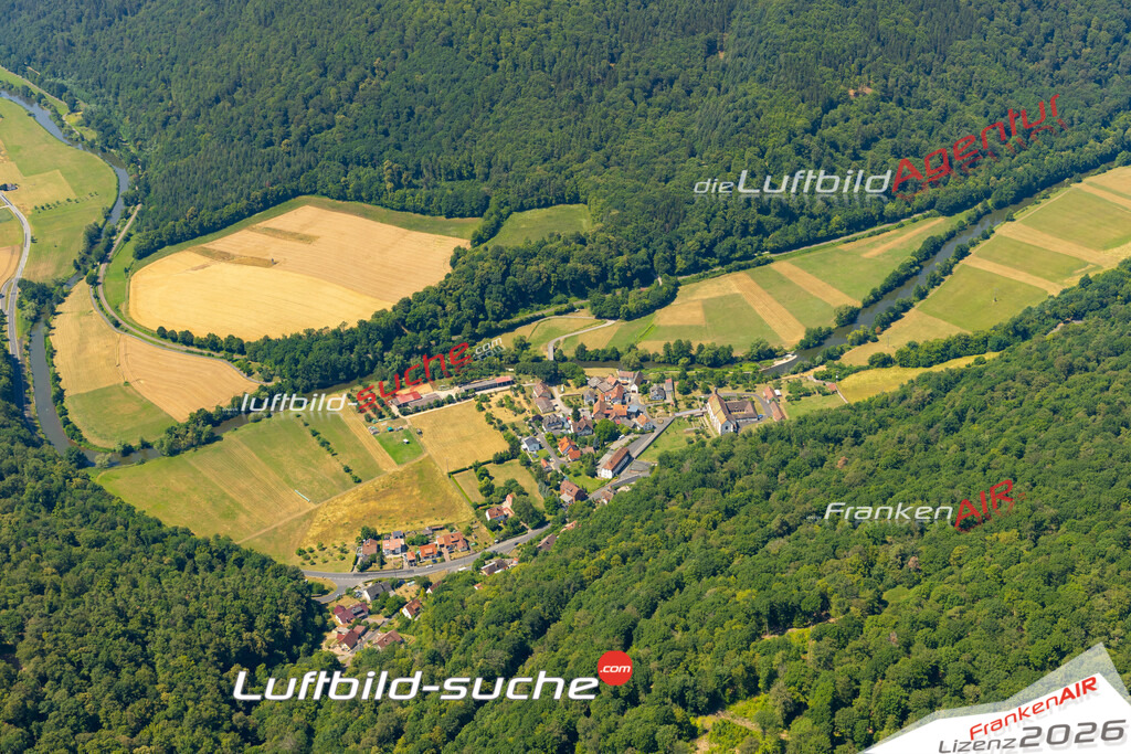 Das Luftbild zeigt : Schönau Gemünden am Main - Die Luftaufnahme wurde 2023 vom UL-Flugzeug aus erstellt ( keine Drohne ) - Hochauflösende Luftaufnahme - Für grossformatige Ausdrucke geeignet. Die Geschenkidee !Mit Lizenz und Bildrechte bestellbar